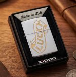 Оригінальна запальничка Zippo з індивідуальним гравіюванням за вашим макетом