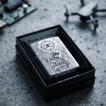 Подарункова запальничка Zippo з гравіюванням Оператор БПЛА