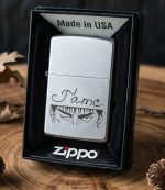 Запальничка Zippo з гравіюванням персонажа з аніме